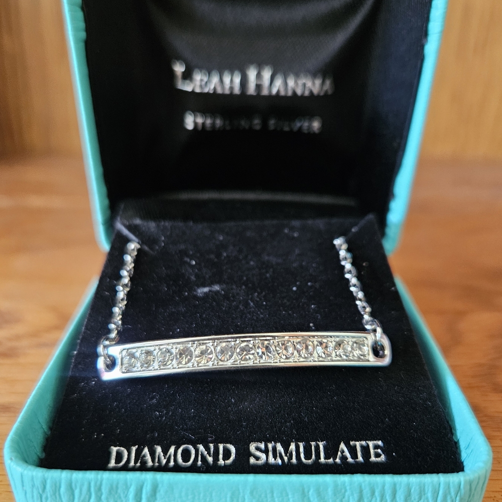 Leah Hanna Curved Bar 925 Sterling Silver Adjustable Bracelet w Diamond Simulate